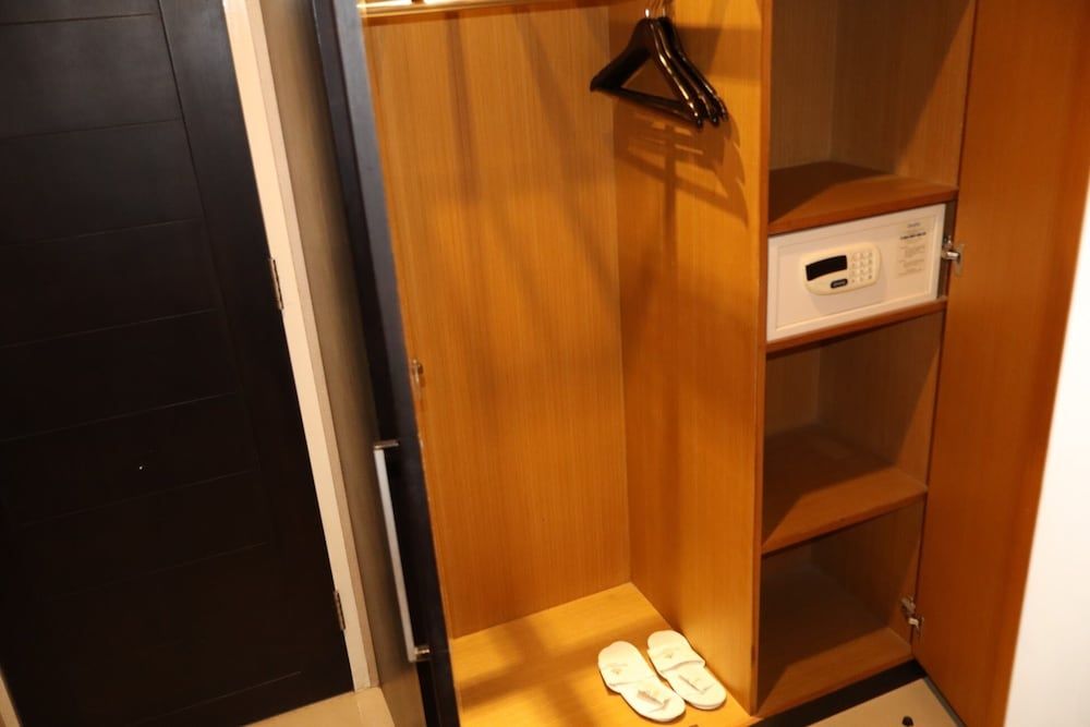 The Victoria Hotel Yogyakarta Superior Room 10