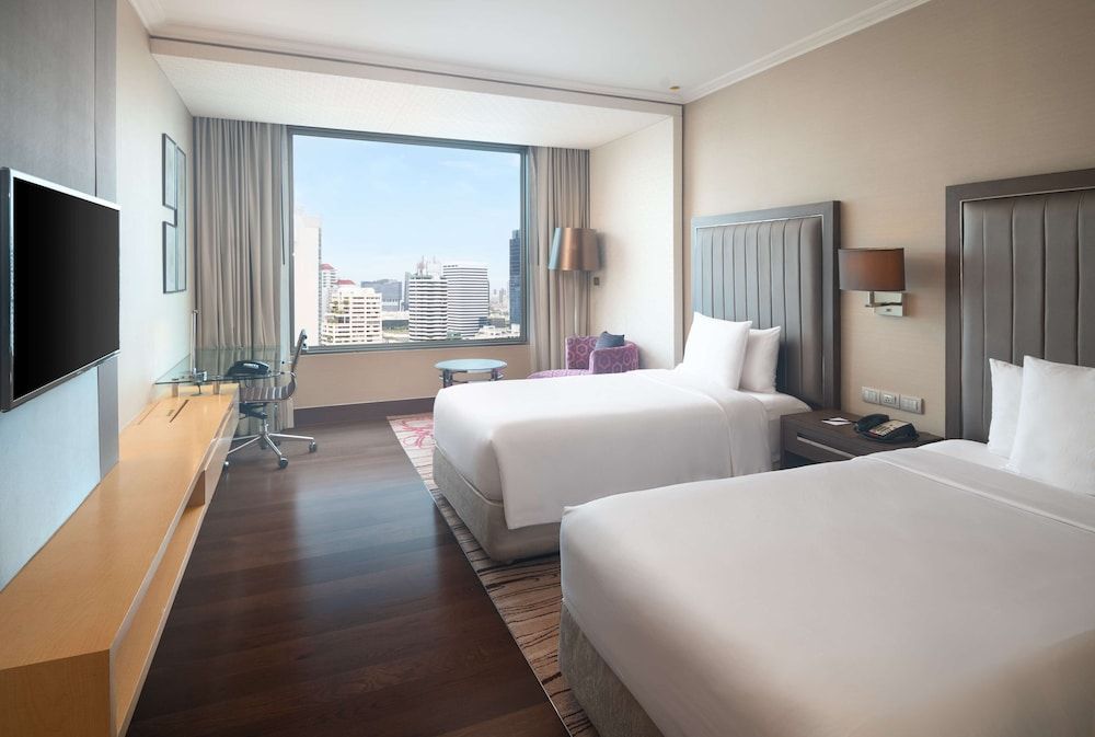 Radisson Blu Plaza Bangkok Deluxe Room, City View 3