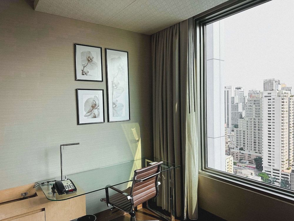 Radisson Blu Plaza Bangkok Deluxe Room, City View 7