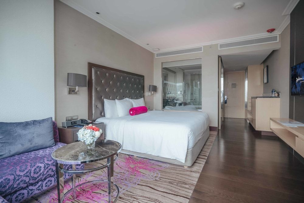 undefined Radisson Blu Plaza Bangkok 9