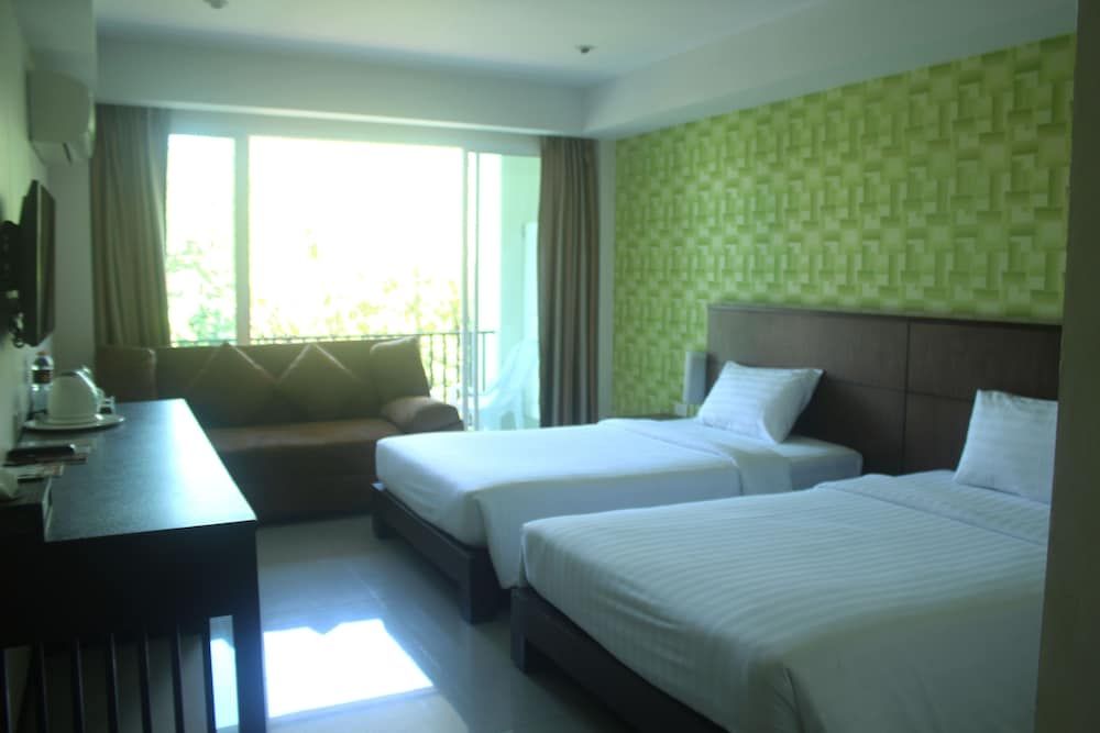 Lub Sbuy House Deluxe Twin Room 6