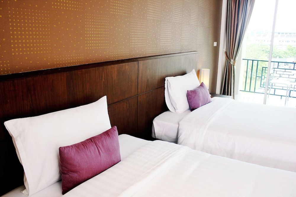 Lub Sbuy House Deluxe Twin Room