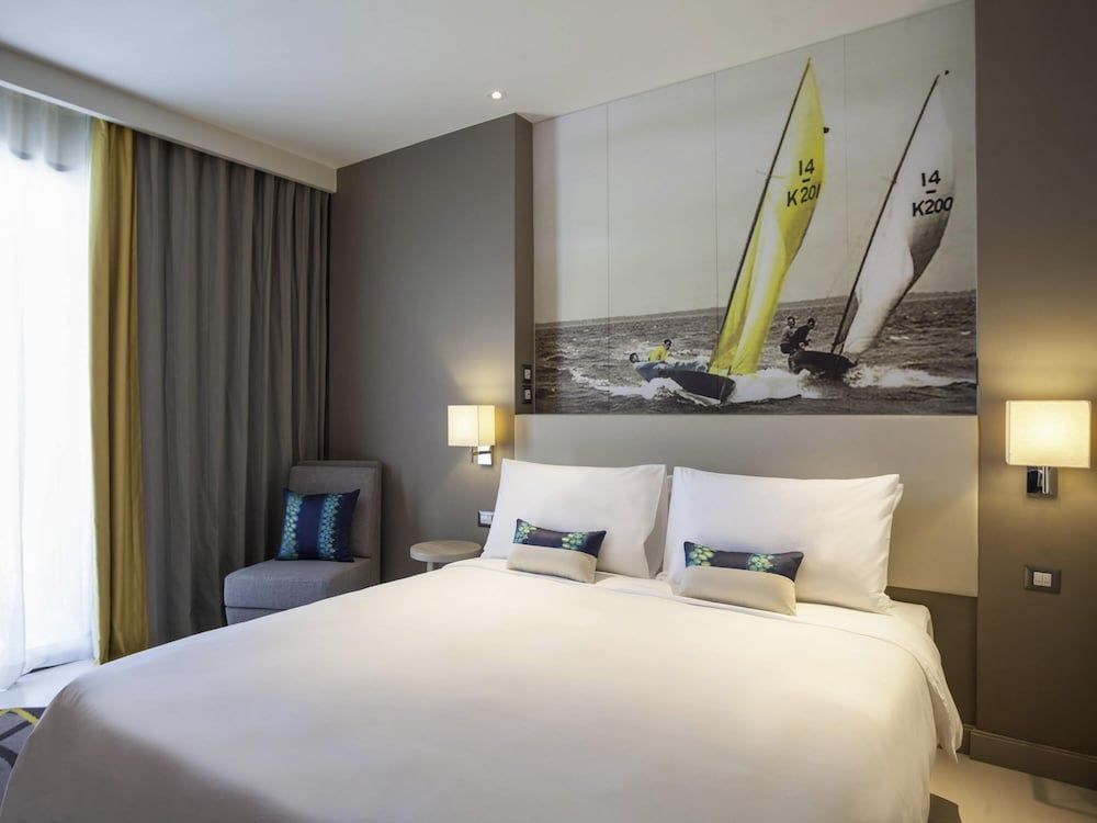 Superior Room, 1 King Bed