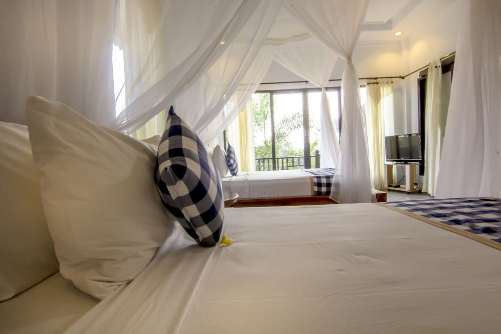 Classic Villa, 3 Bedrooms, Garden View