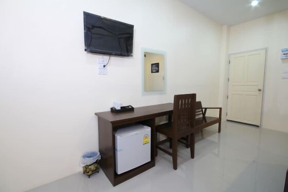 Blue House Sukhothai Standard Double Room 6