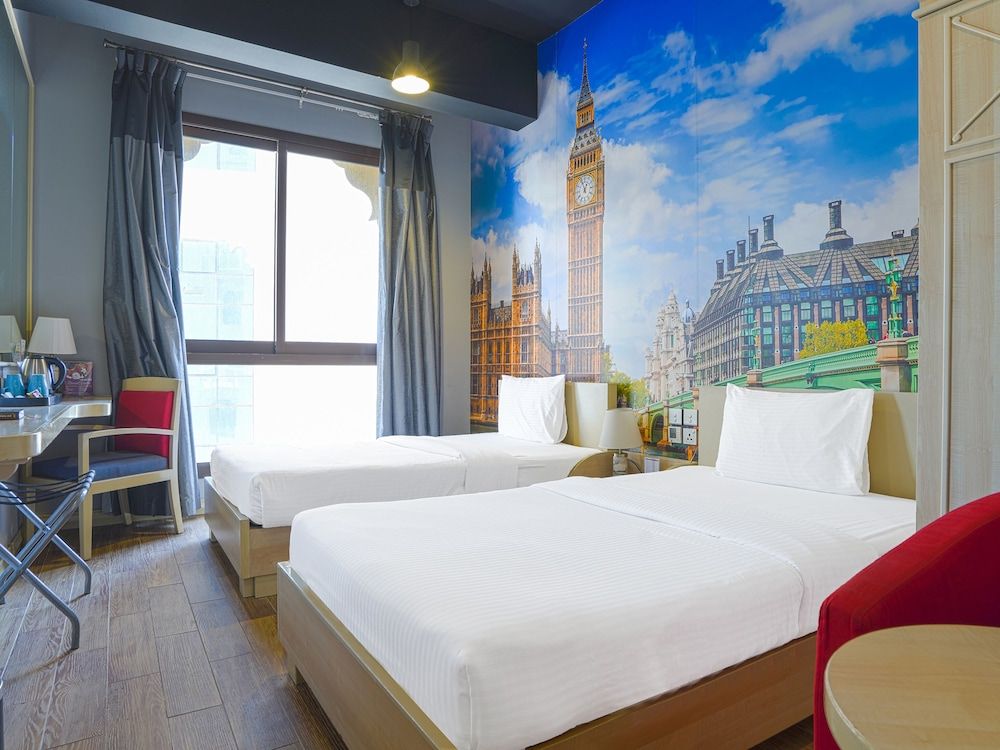 undefined Palette Royal Reflections Hotel and Spa Dubai 3