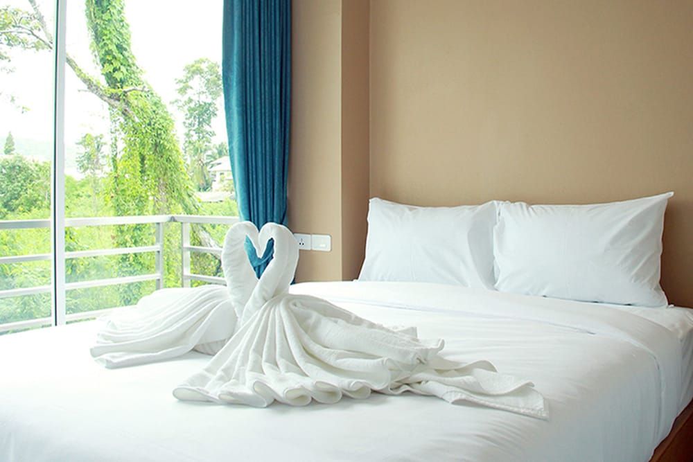 Cheeky Monkey's Samui Standard Double Room, Balcony