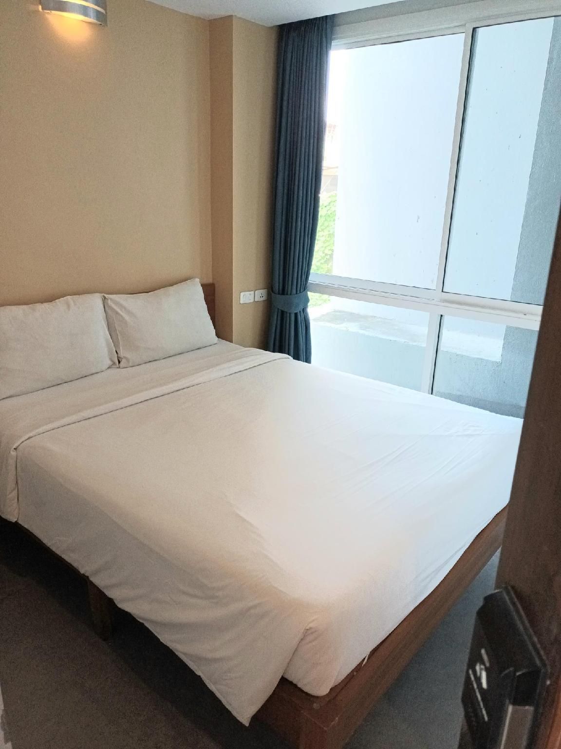 Cheeky Monkey's Samui Standard Double 2