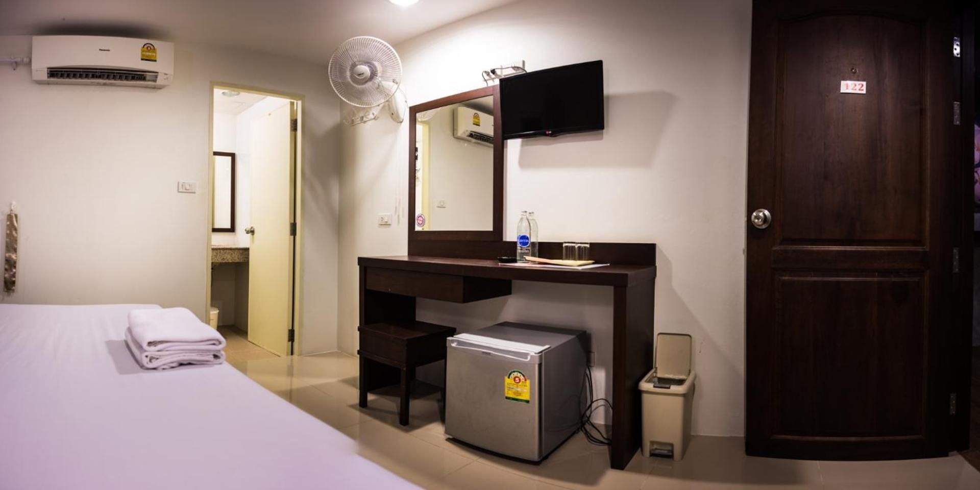 undefined Sunshine Hostel Hua Hin 4