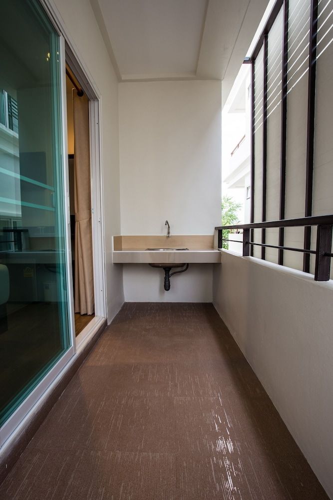 undefined Sunshine Hostel Hua Hin 9