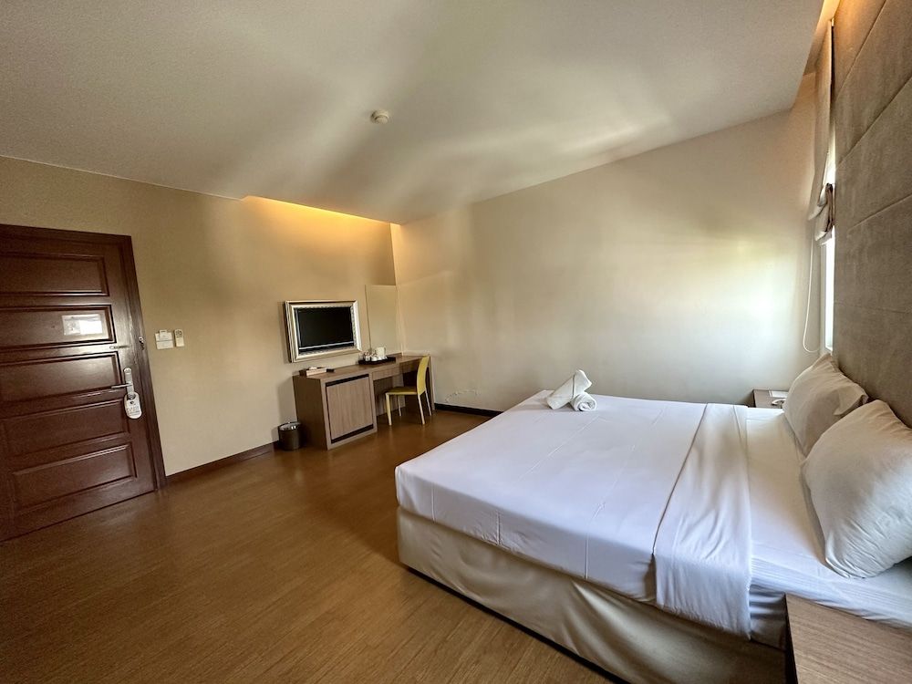 Calypzo 2 Deluxe Double or Twin Room 7