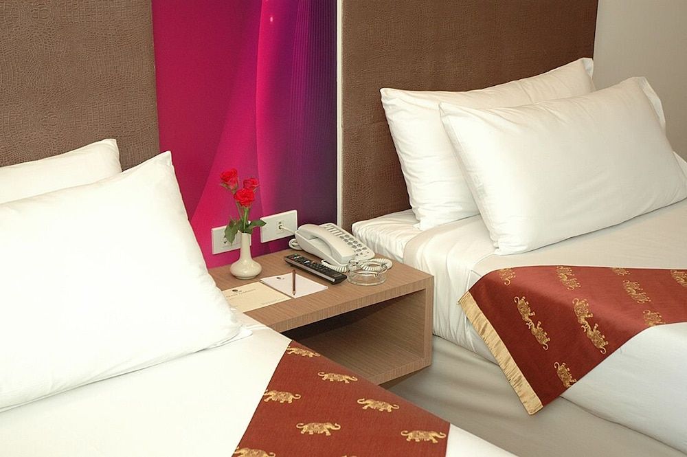 Calypzo 2 Deluxe Double or Twin Room 18