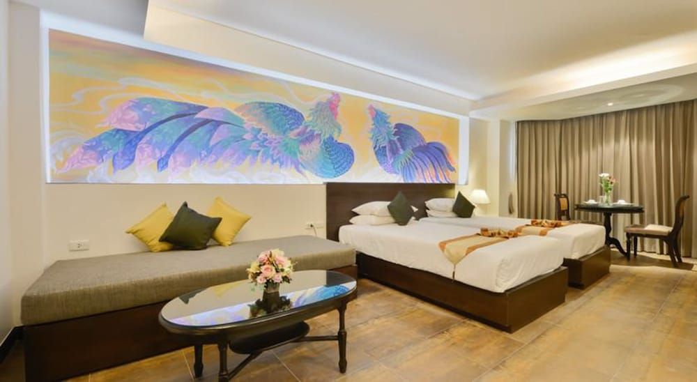 The Grand Sathorn Deluxe Room 4