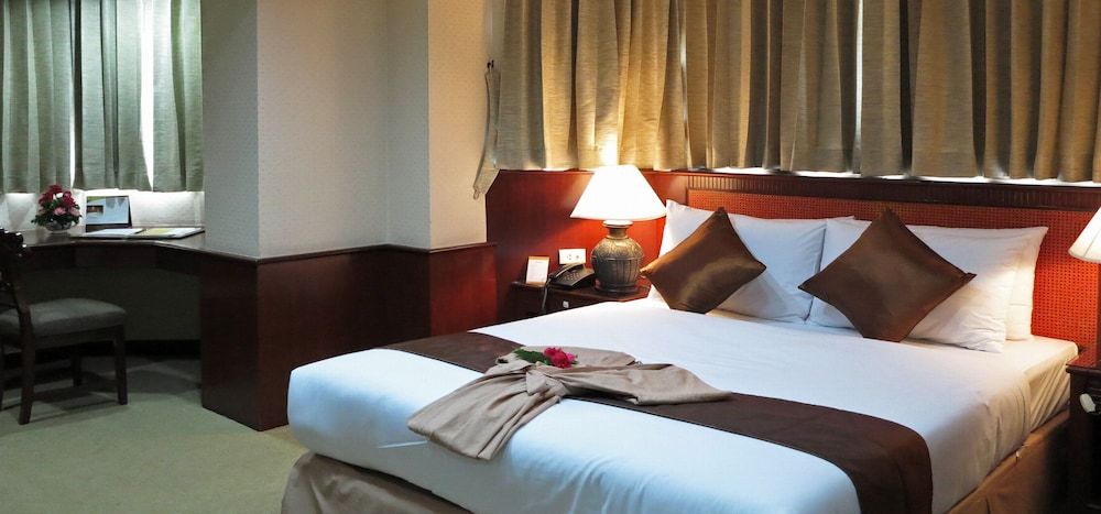 undefined The Grand Sathorn 3