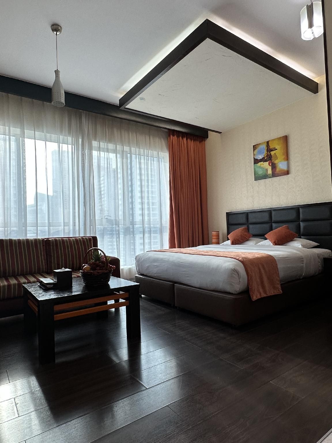 Sunday Marina View Hotel Apartments Deluxe Studio King Apartment 6