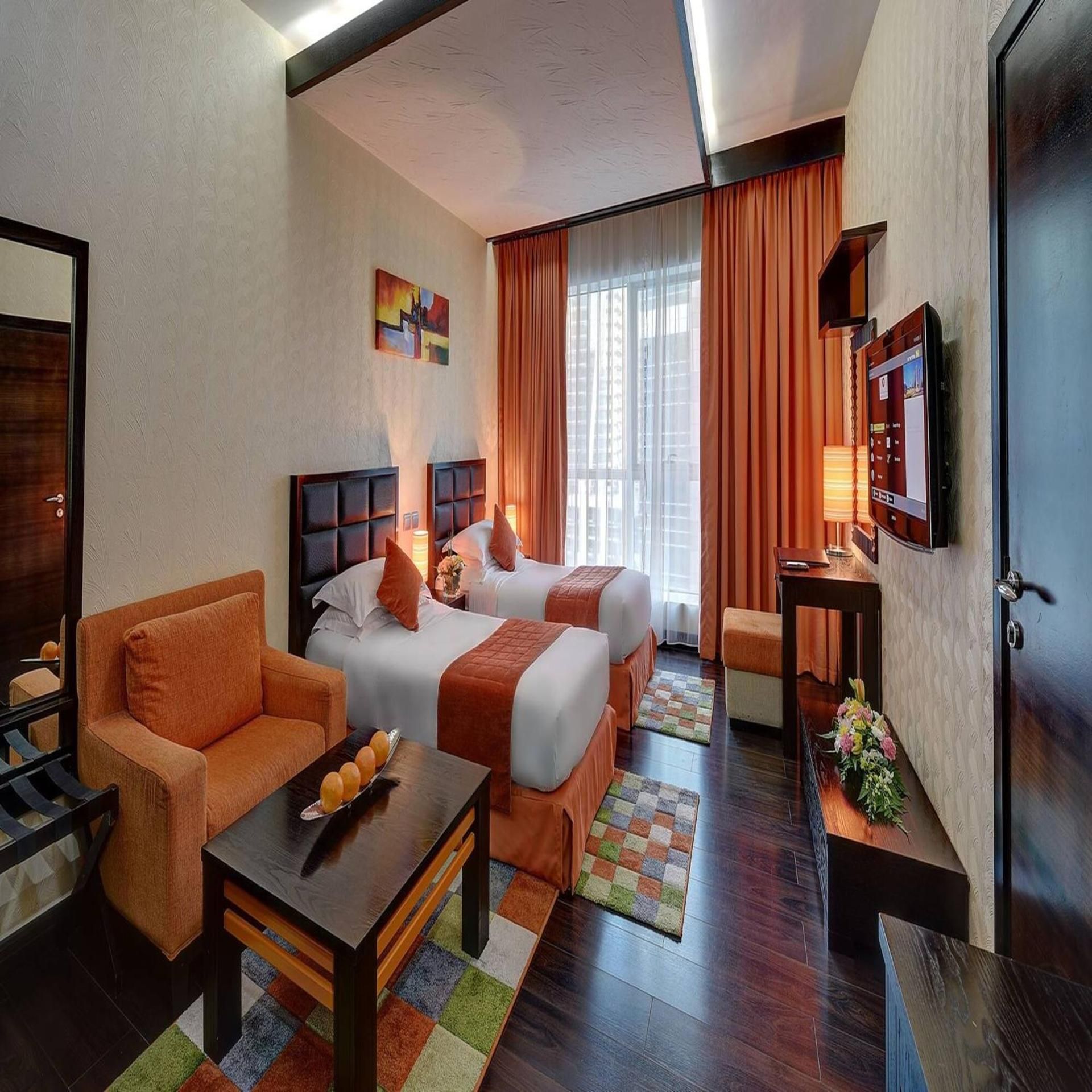 Sunday Marina View Hotel Apartments Deluxe Studio King Apartment 3