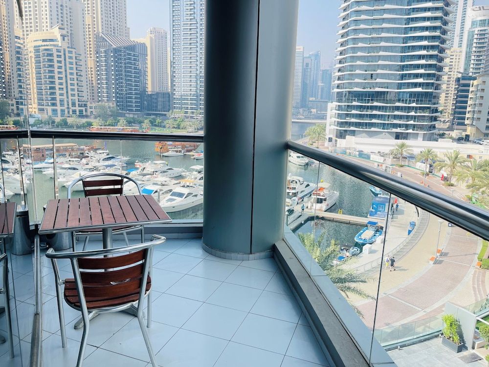 Signature Hotel Apartments & Spa Superior Studio, 1 King Bed 4