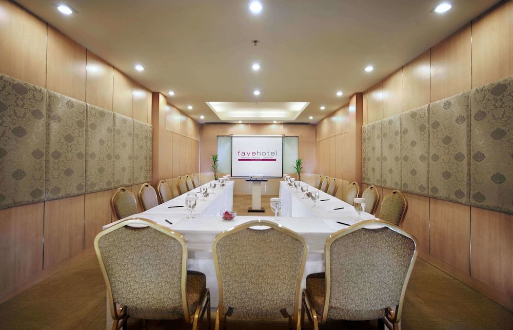 undefined favehotel Kelapa Gading 9