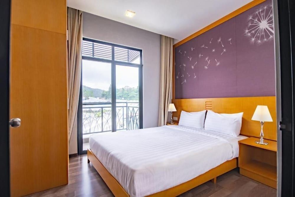 Nova Highlands Hotel Two Bedroom Suite 2