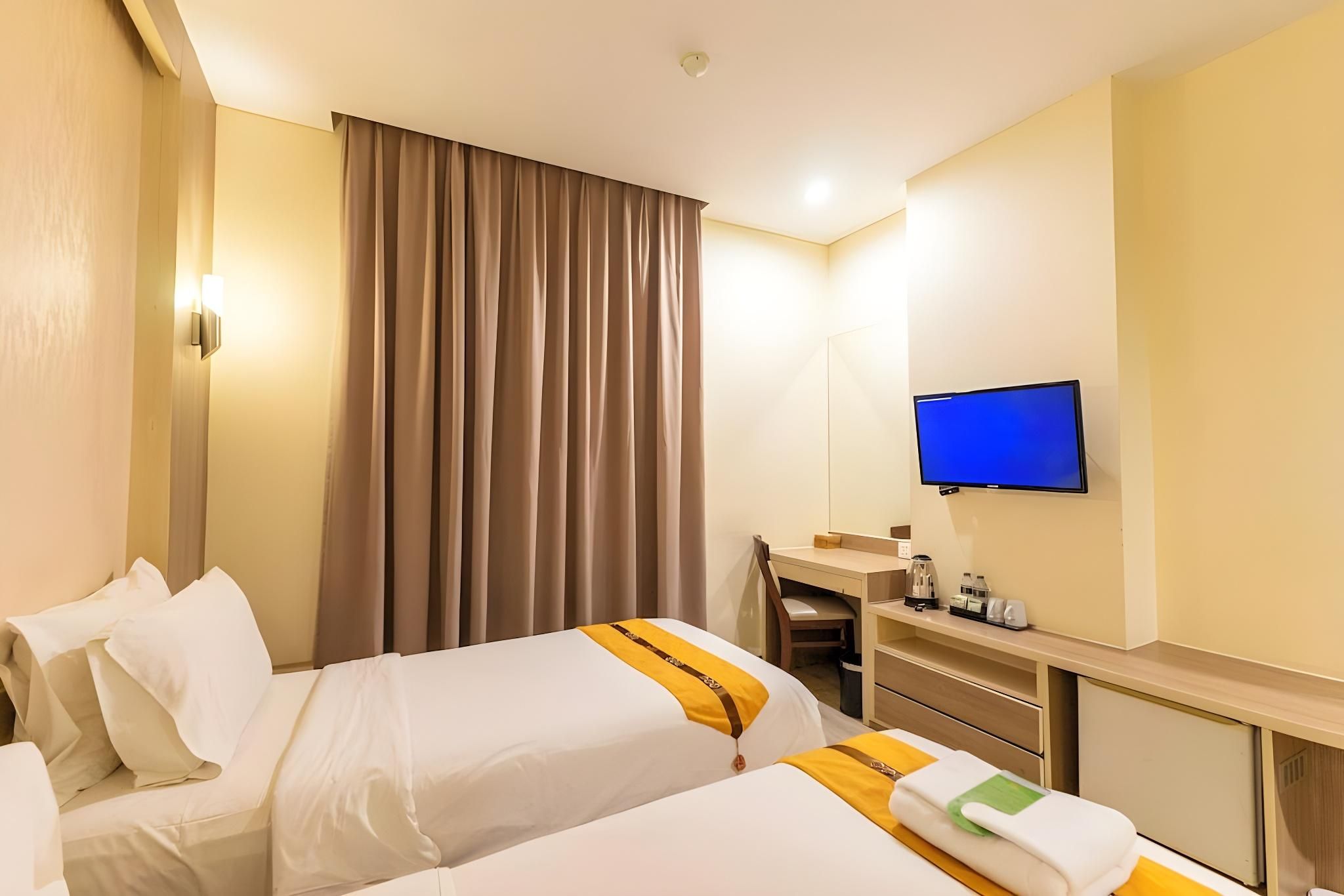 Oria Hotel Jakarta Superior Twin Room 7