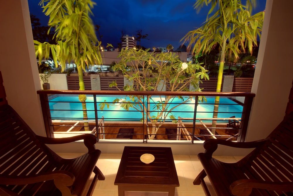 Baan Suwantawe Studio, Terrace 15