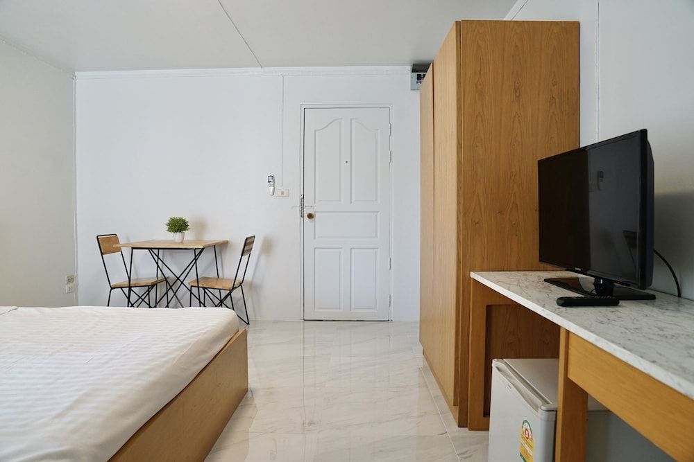 Viewplace Hotel & Residence Superior Room, 1 Double Bed 9