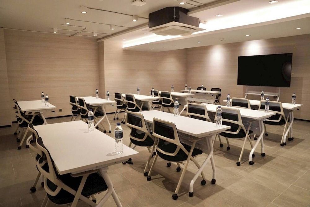 undefined Viewplace Hotel & Residence 8