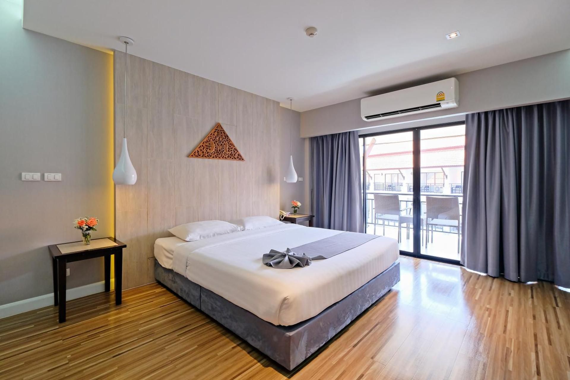 Superior King Room