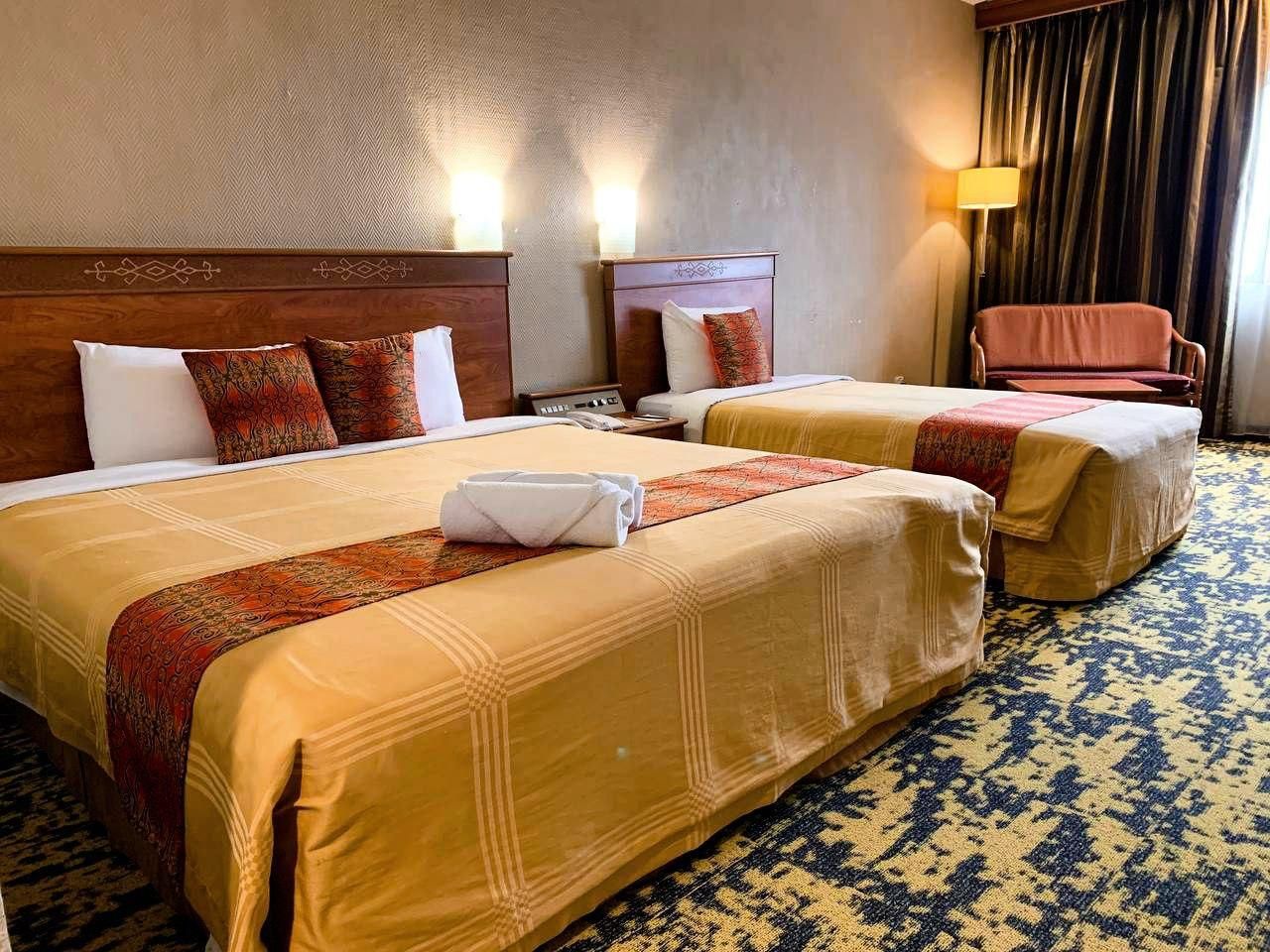 Deluxe Triple - 3 Single Beds