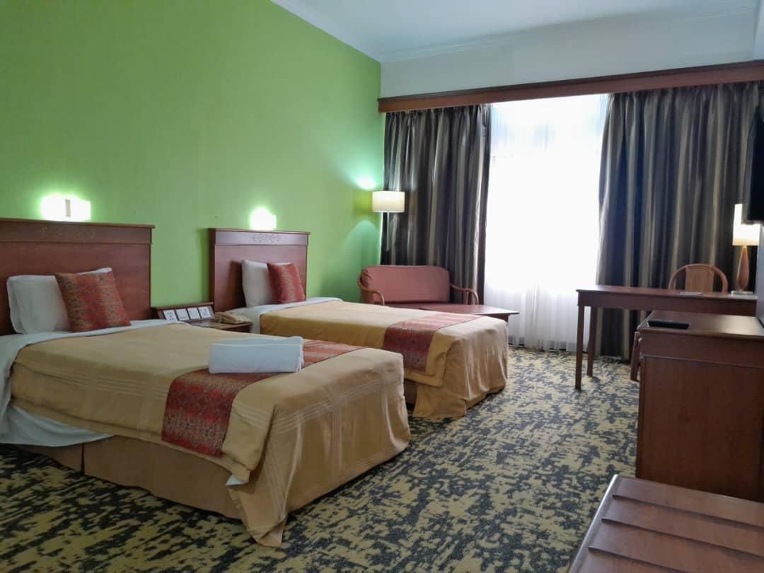 Ladies Twin Bed Room