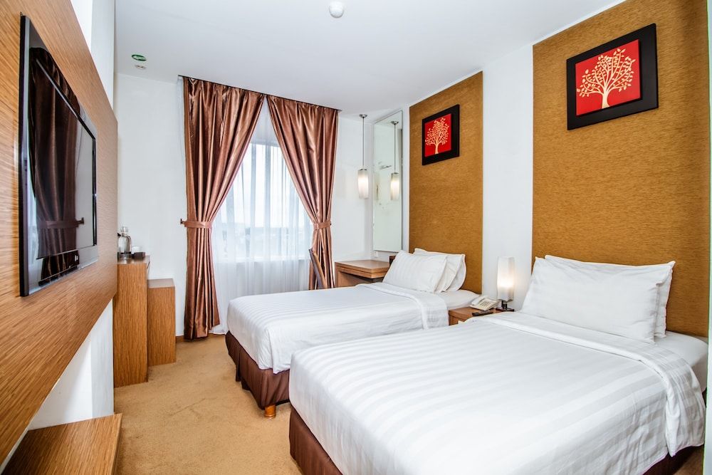 Deluxe Room, 1 Queen Bed