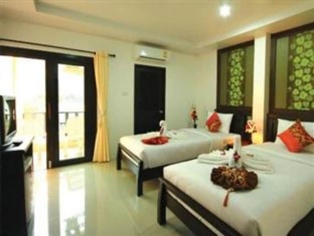 undefined Hasna Palace 8