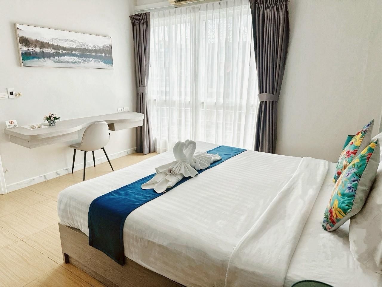 One Bedroom Suite