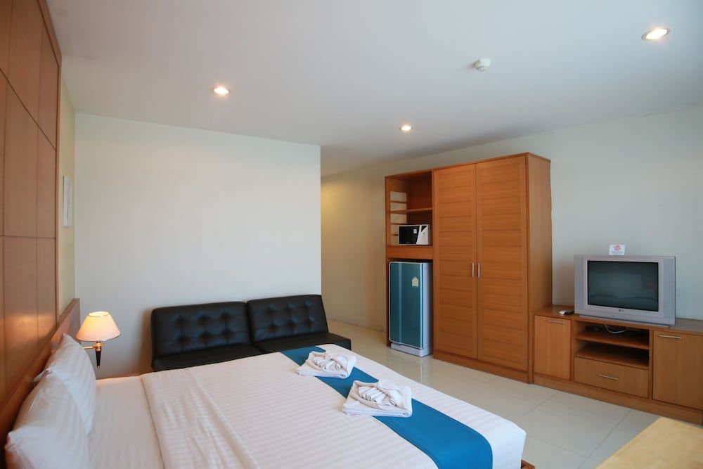 Deluxe Room, Balcony