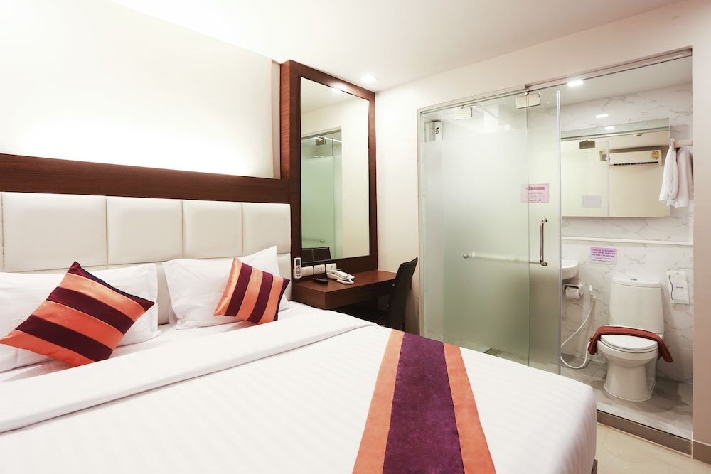 undefined Studio Nana 10