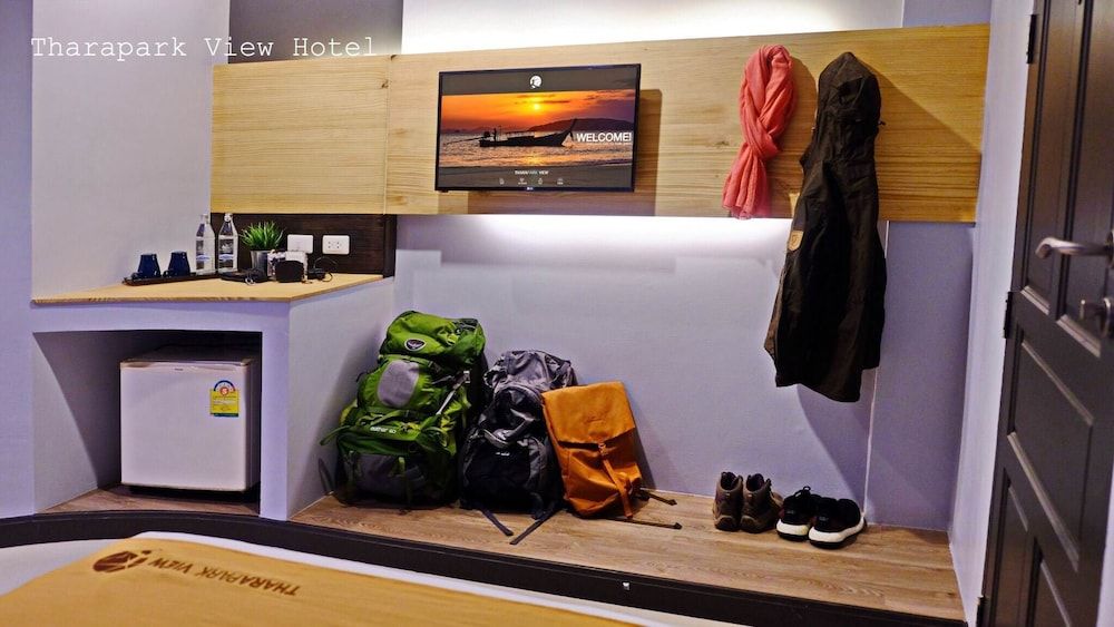 Tharapark View Hotel Standard Double Room 6