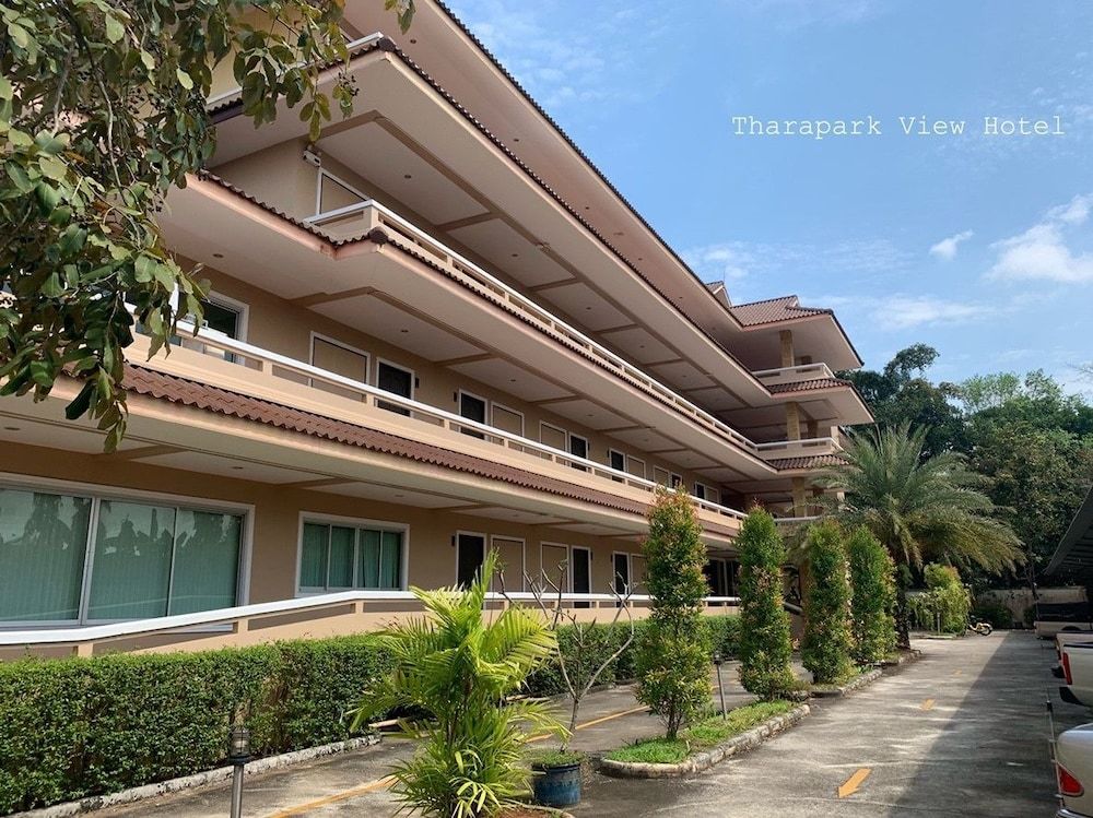undefined Tharapark View Hotel 3