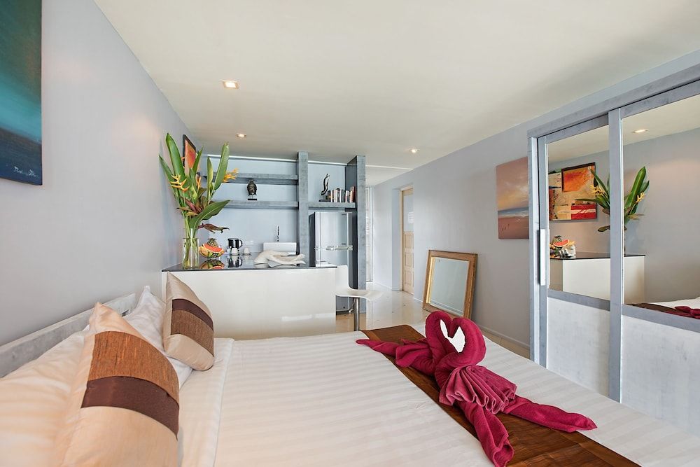 Enjoy Beach Hotel Deluxe Double Room, Sea View 4