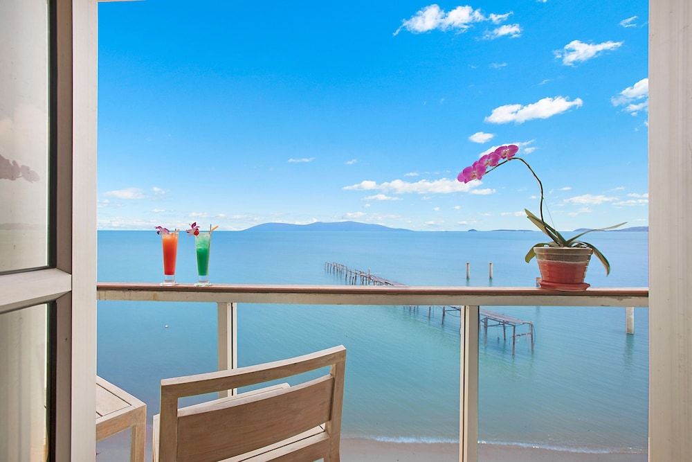 Enjoy Beach Hotel Deluxe Double Room, Sea View 13