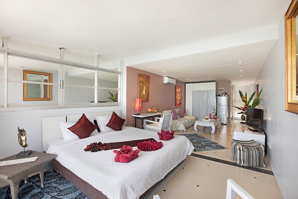 Enjoy Beach Hotel Deluxe Double Room, Sea View 10