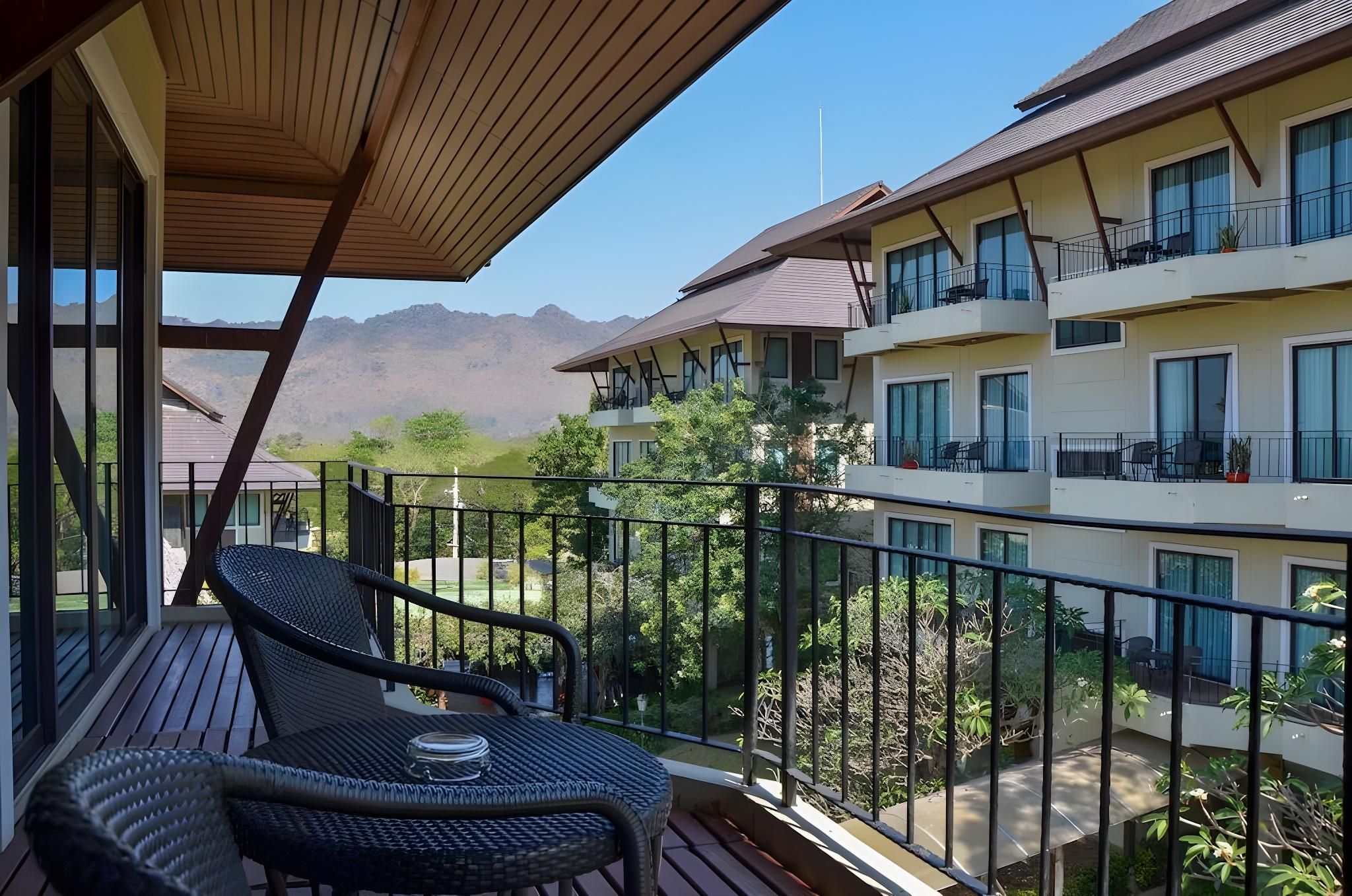 Vana Garden View Suite