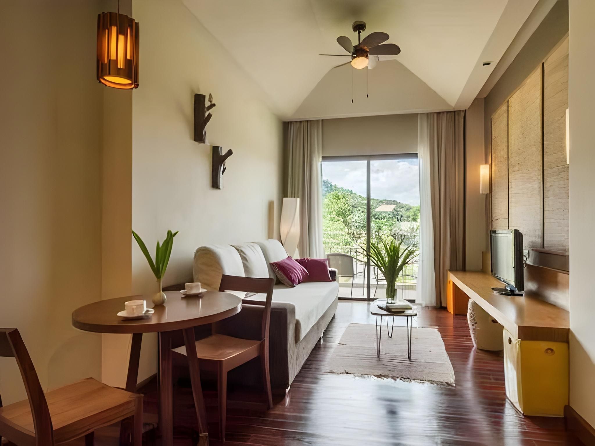 Vana Garden View Suite