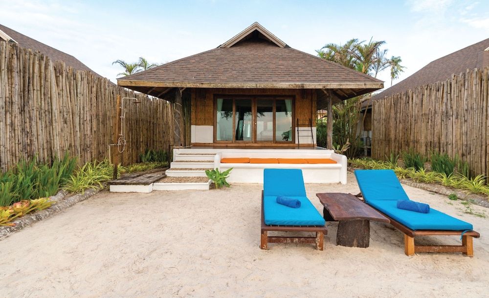 Tinkerbell Resort Beach Front  Villa 2