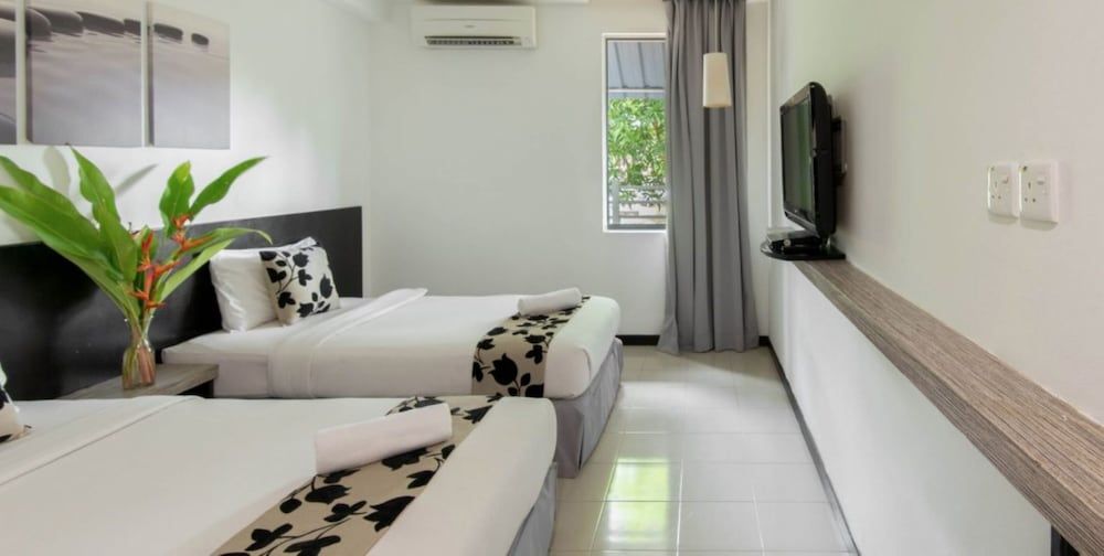 Riverra Inn Langkawi Standard Twin Room 3