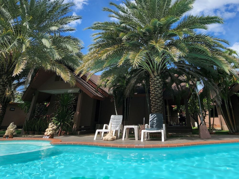 undefined La-or Resort 5