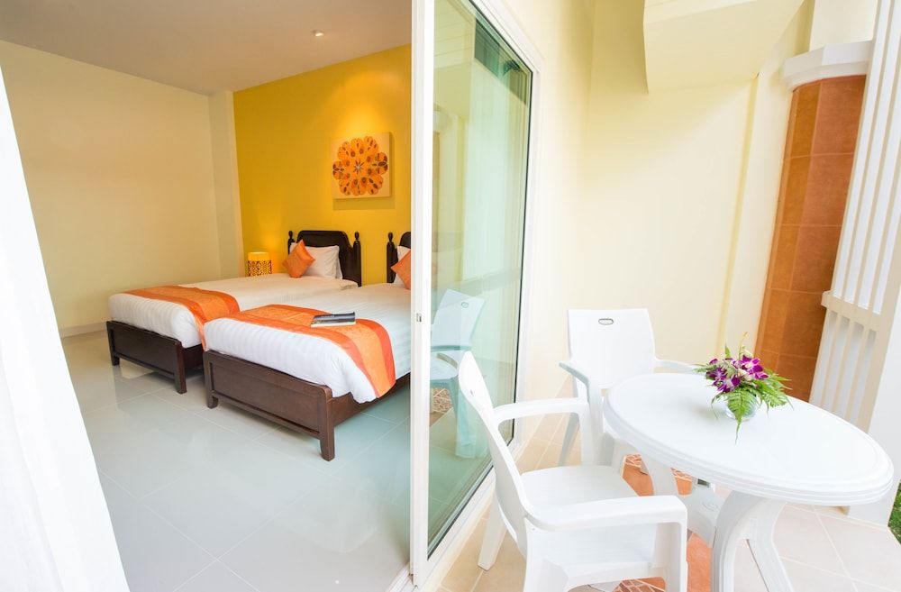 Krabi Front Bay Resort Deluxe Double or Twin Room, Balcony 7
