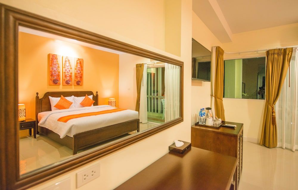 Krabi Front Bay Resort Deluxe Double or Twin Room, Balcony 3