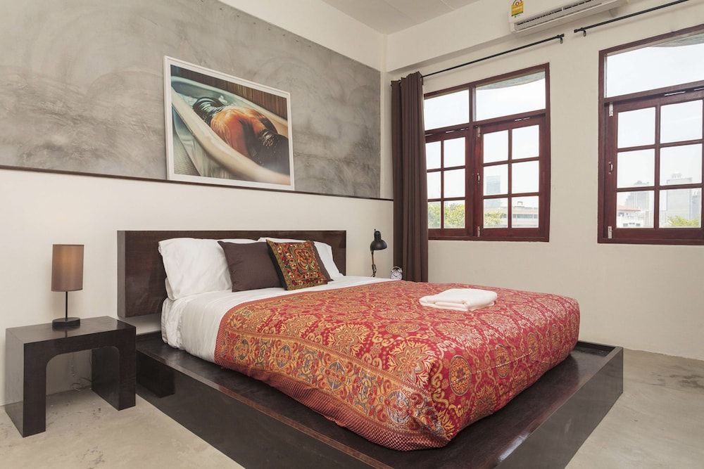 Deluxe Room with shared bathroom