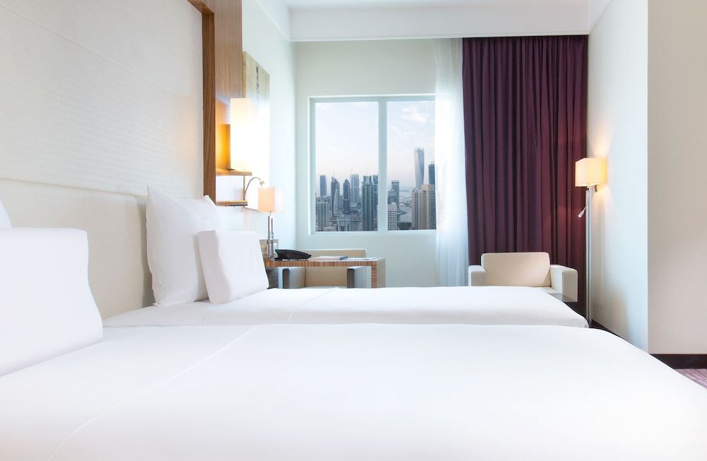 Pullman Dubai Jumeirah Lakes Towers - Hotel and Residence Superior Twin Room, 2 Twin Beds 2
