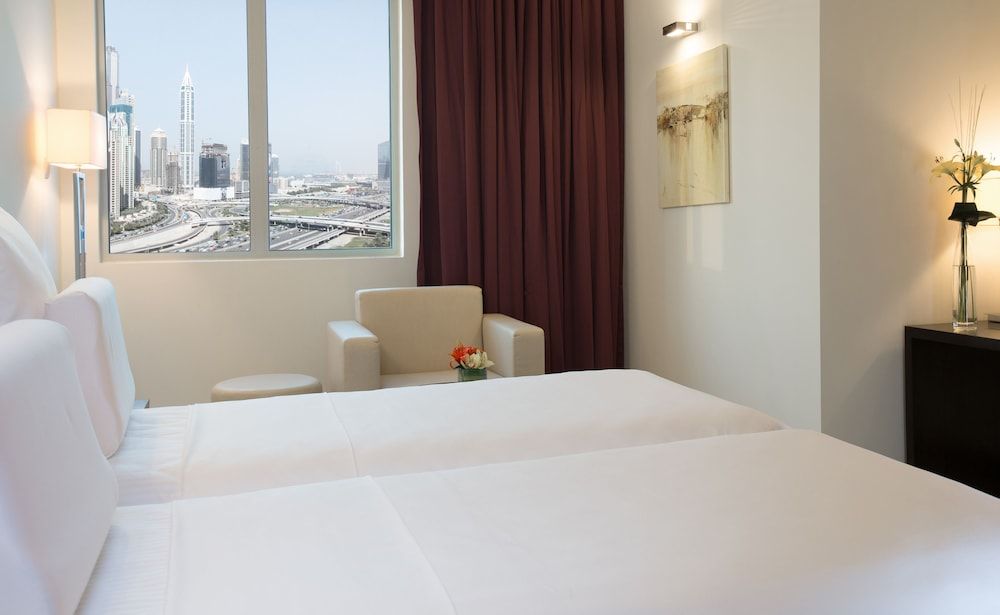 undefined Pullman Dubai Jumeirah Lakes Towers - Hotel and Residence 5